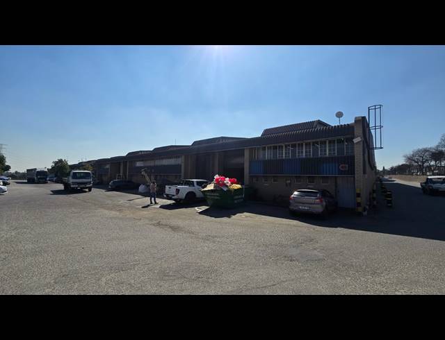 350M² WAREHOUSE TO LET IN MEADOWDALE